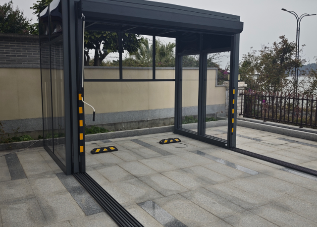 Összecsukható carport valós fotó